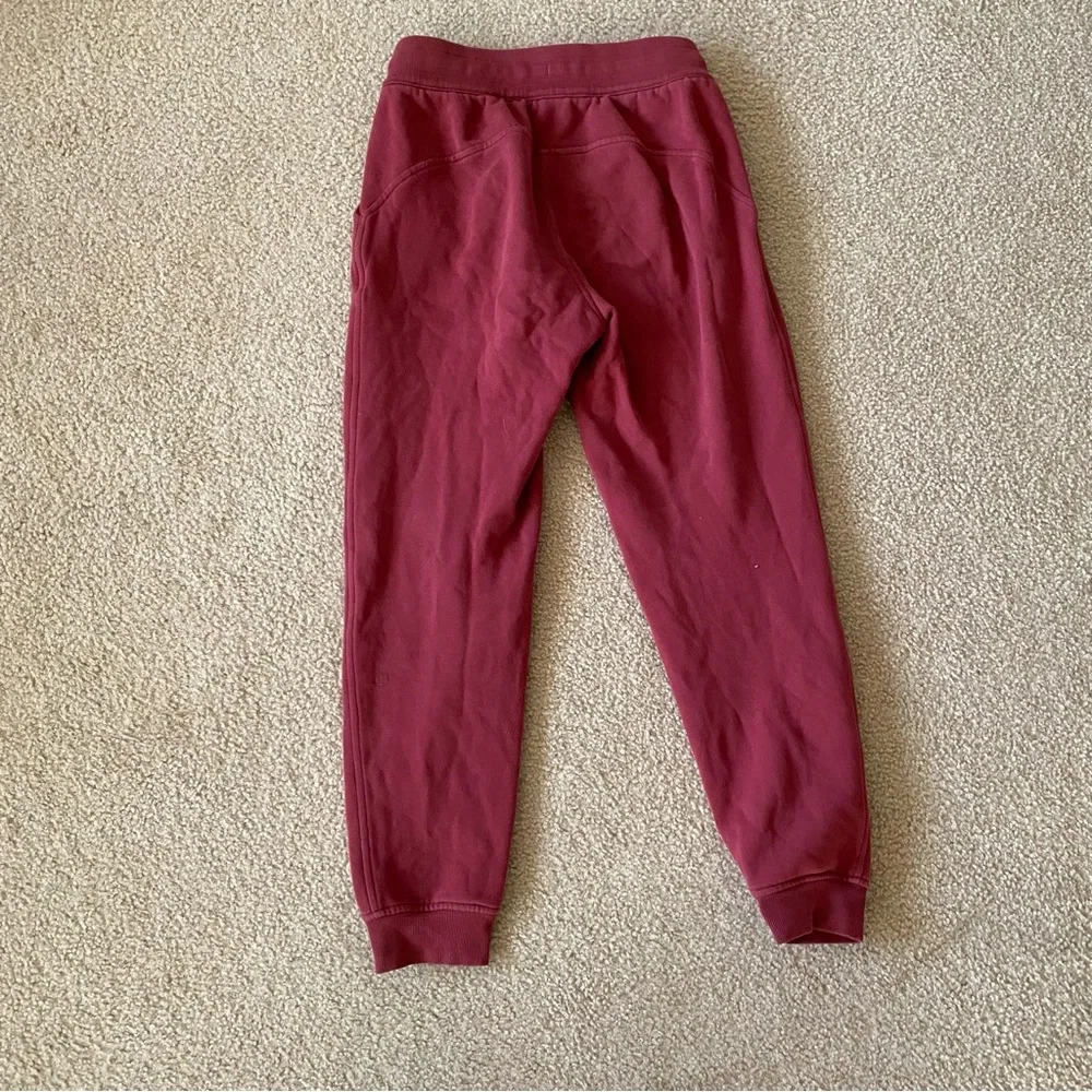 Lululemon Scuba Hi Rise Jogger